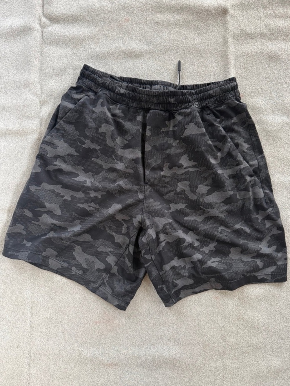 lululemon athletica Men's Black & Gray Camo Athletic Shorts